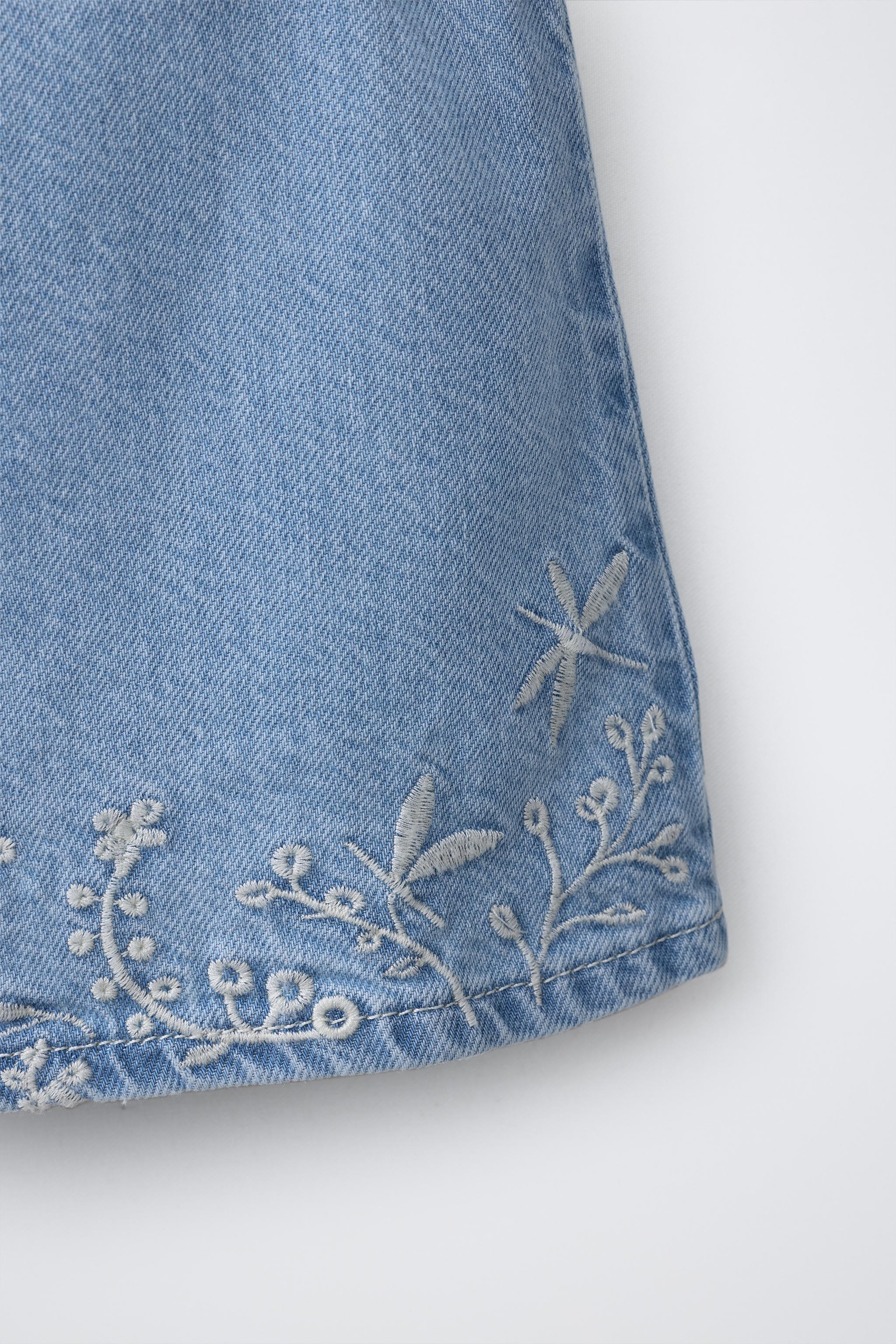 EMBROIDERED DENIM TOP